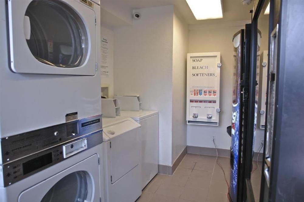 Motel 6-Wheat Ridge, Co - West - Denver North Amenities photo