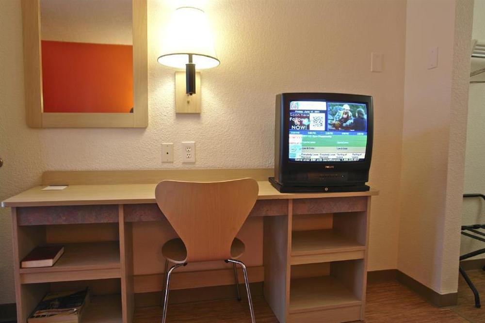 Motel 6-Wheat Ridge, Co - West - Denver North Room photo